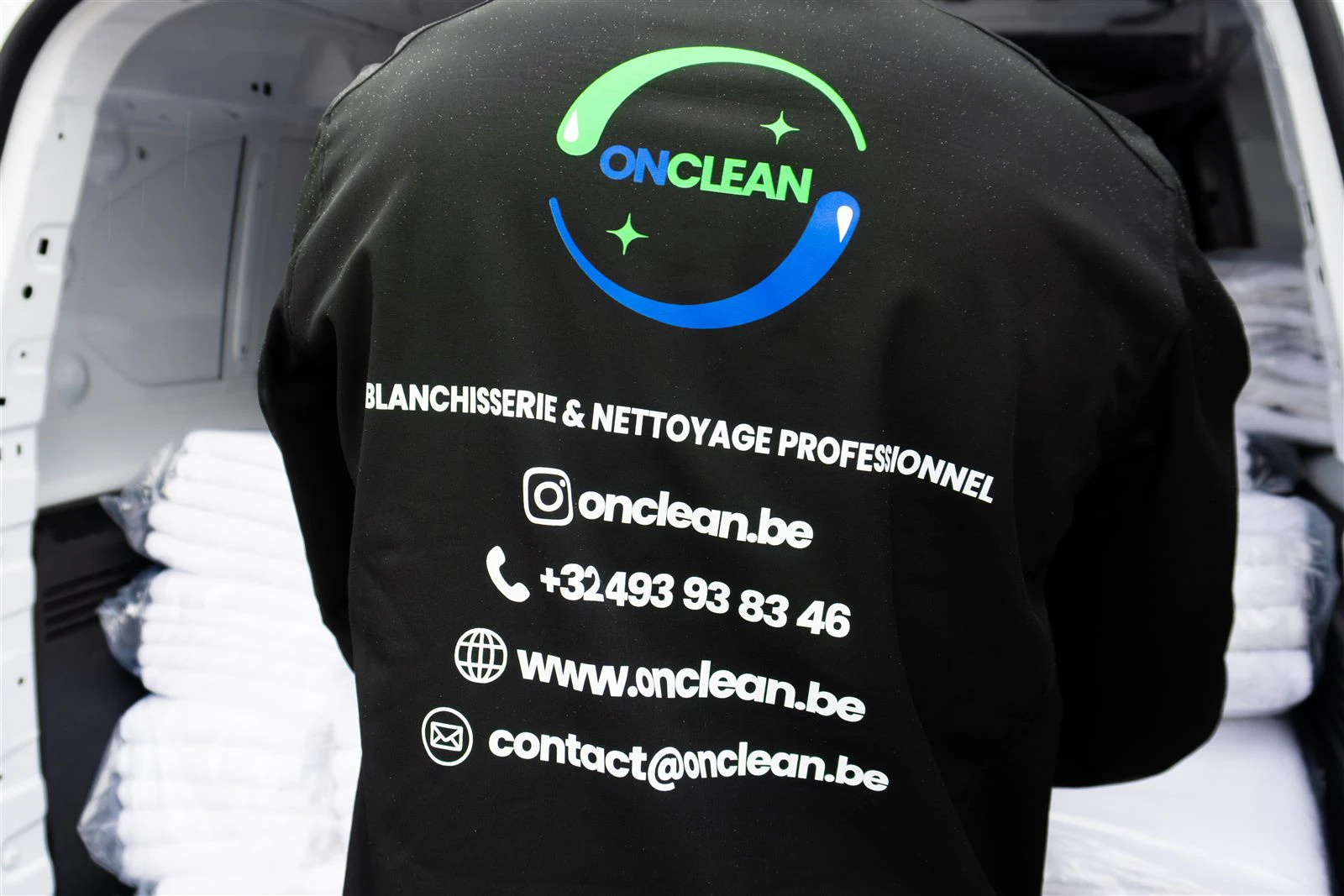Dos de la veste OnClean avec les coordonnées